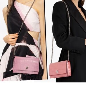ALEXANDER MCQUEEN Calfskin Crocodile Embossed Skull Mini Crossbody Bag WOC NEW